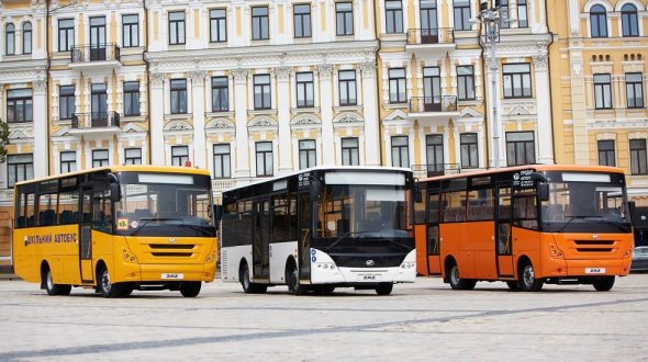 Mercedes-Benz Atego АВТОБУСИ ZAZ І ТЕХНІКА LS TRACTOR: 